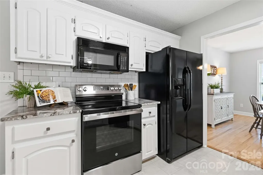 717 Peregrine Court Gastonia NC 28056