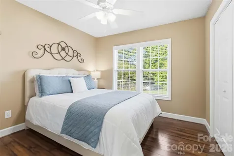 717 Peregrine Court Gastonia NC 28056