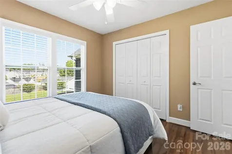 717 Peregrine Court Gastonia NC 28056