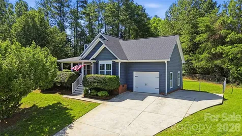 717 Peregrine Court Gastonia NC 28056