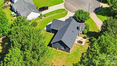 717 Peregrine Court Gastonia NC 28056