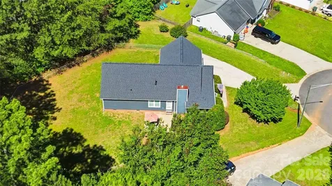717 Peregrine Court Gastonia NC 28056