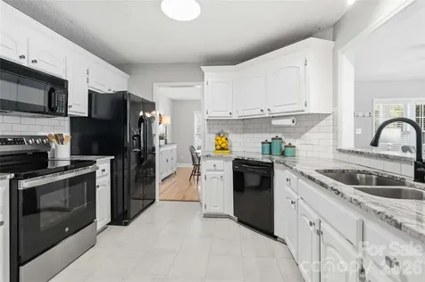 717 Peregrine Court Gastonia NC 28056