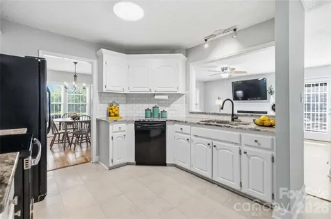 717 Peregrine Court Gastonia NC 28056