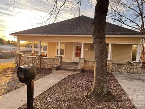 722 Live Oak Street Shelby NC 28150