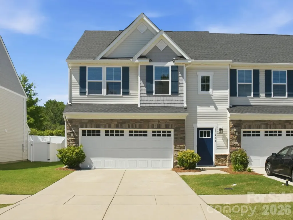 Huntersville NC, 10414 Dalton Woods Court NW