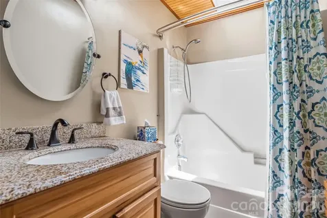 20 Mallard Court Brevard NC 28712