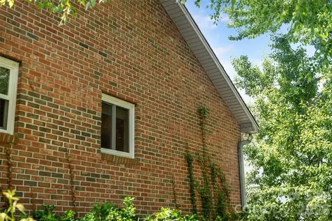20 Mallard Court Brevard NC 28712