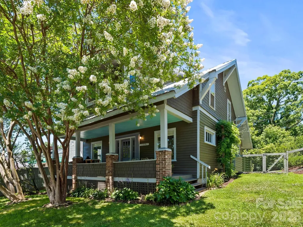102 Courtland Avenue Asheville NC 28801