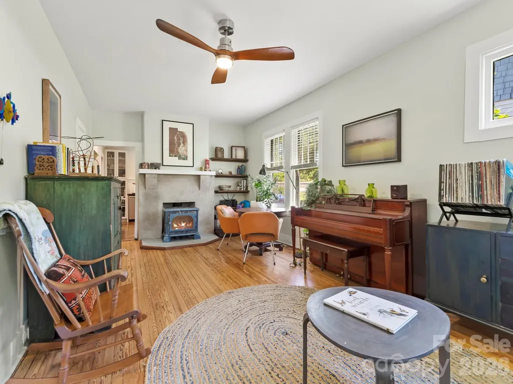 102 Courtland Avenue Asheville NC 28801