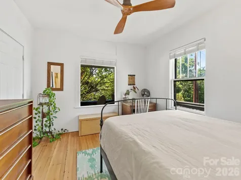 102 Courtland Avenue Asheville NC 28801