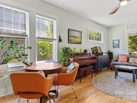 102 Courtland Avenue Asheville NC 28801