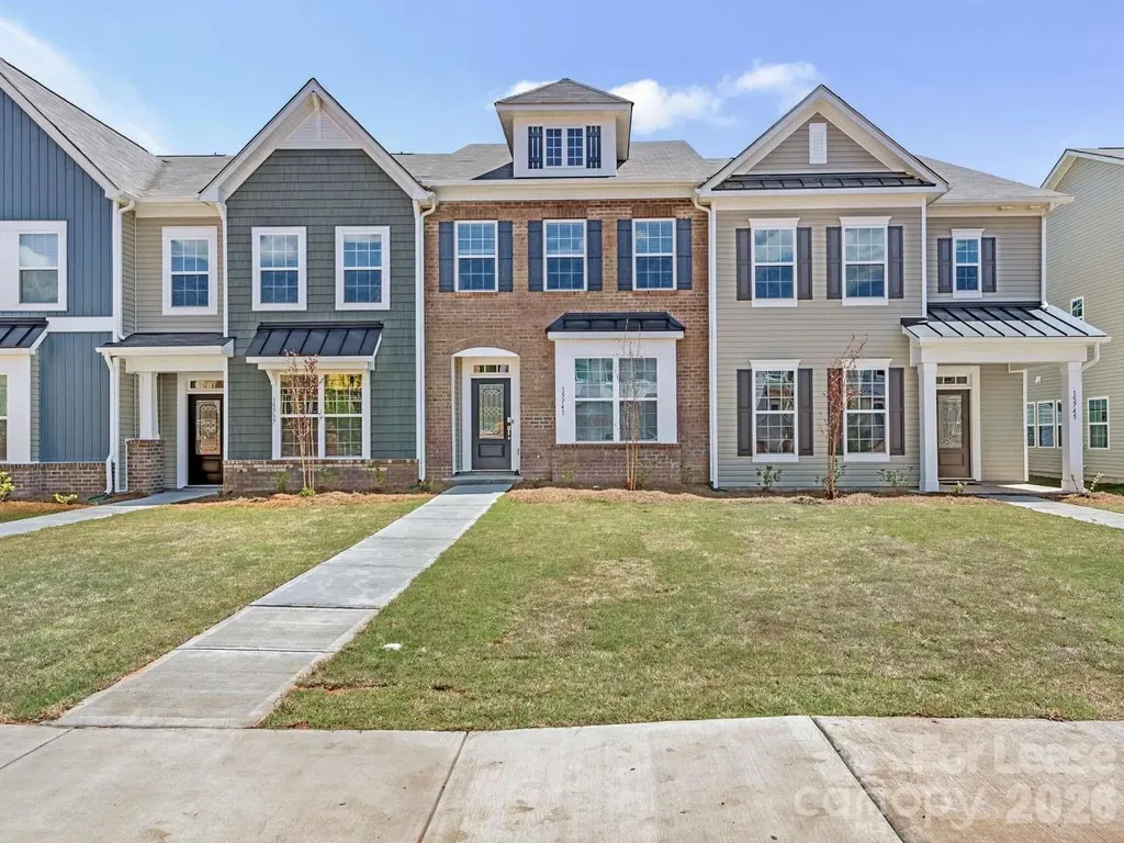 15741 Country House Street Charlotte NC 28273