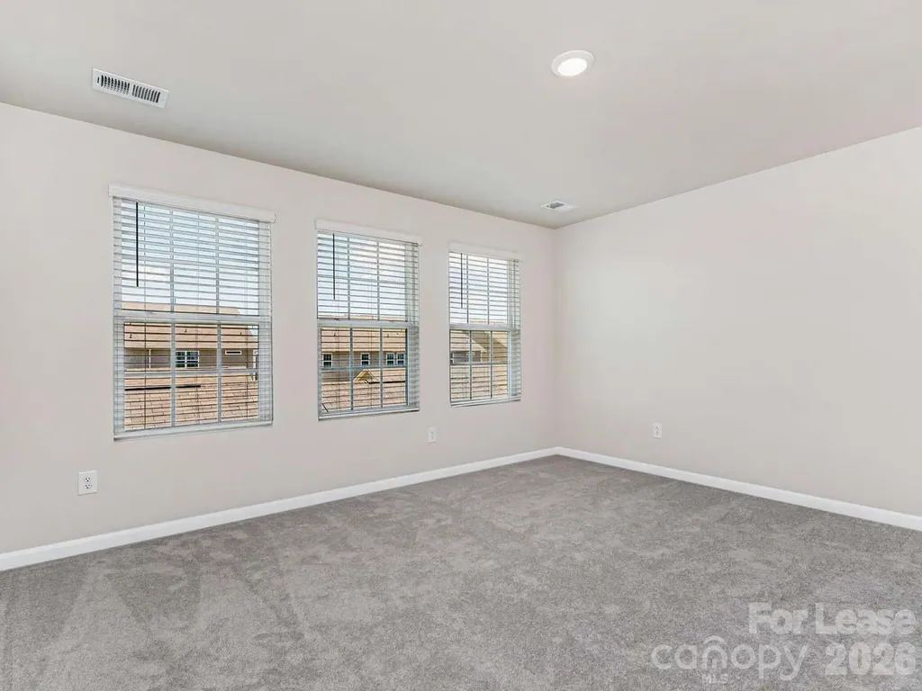 15741 Country House Street Charlotte NC 28273