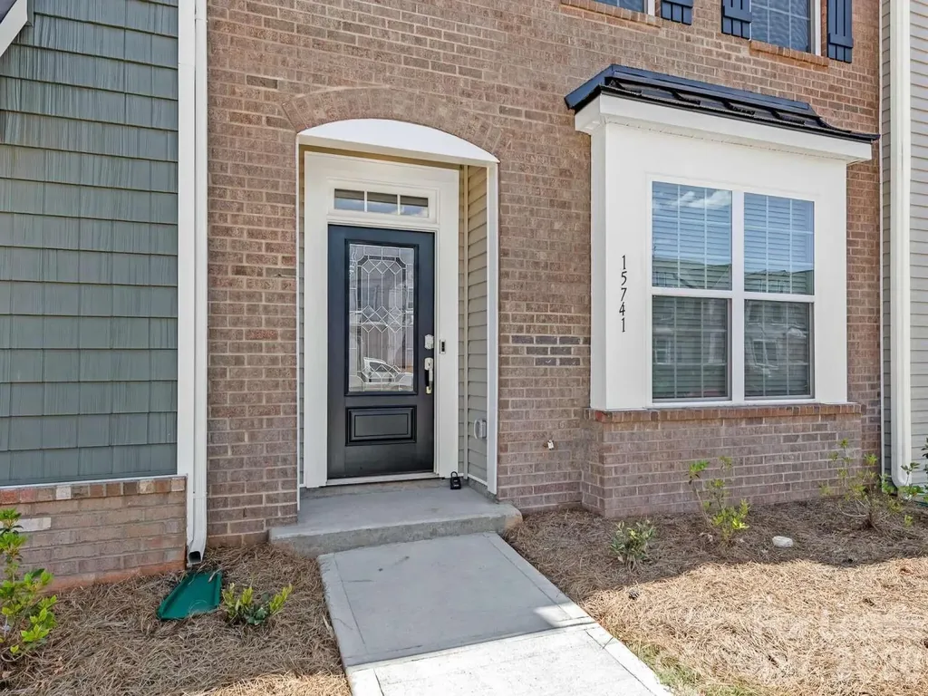 15741 Country House Street Charlotte NC 28273