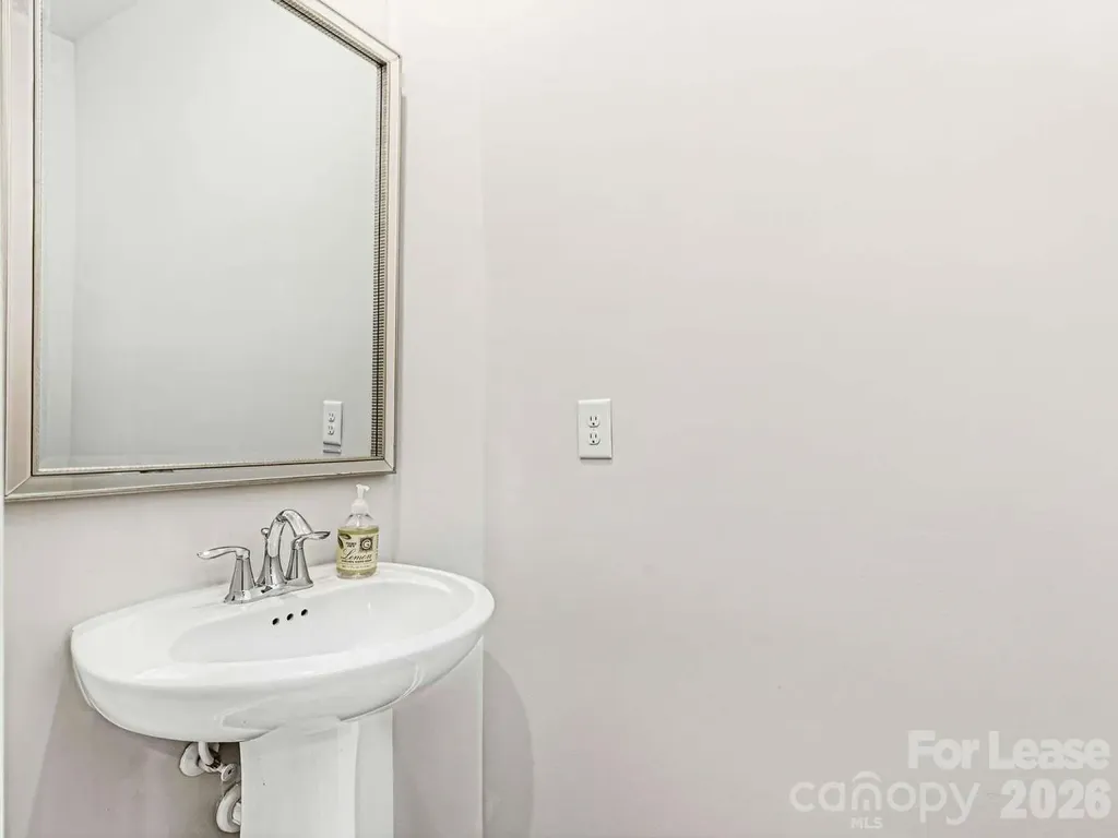15741 Country House Street Charlotte NC 28273