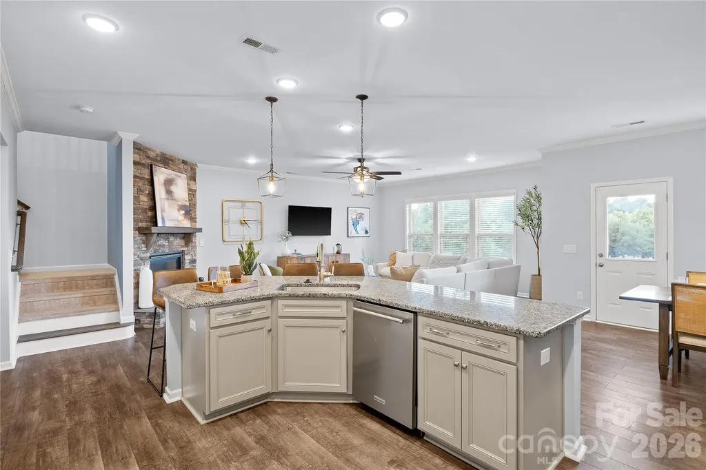 10522 Honeyfur Court Charlotte NC 28278