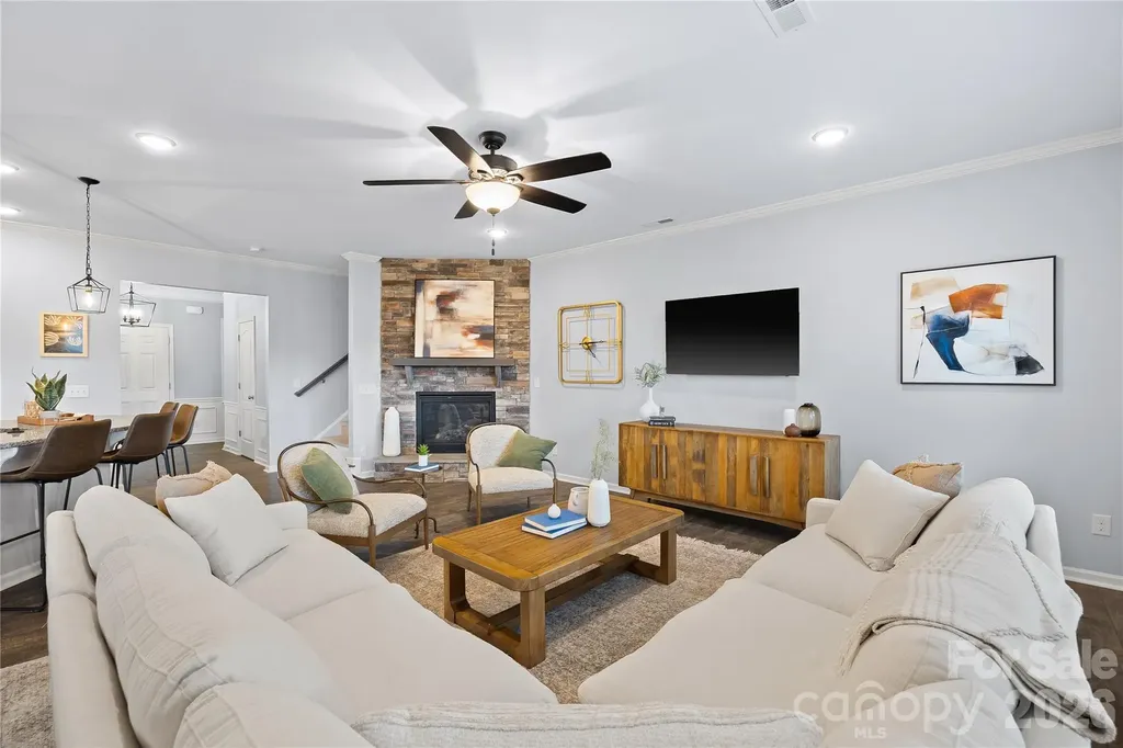 10522 Honeyfur Court Charlotte NC 28278