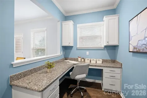 10522 Honeyfur Court Charlotte NC 28278