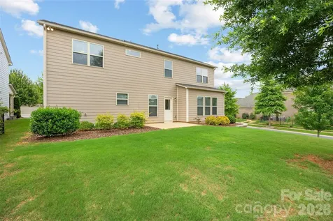 10522 Honeyfur Court Charlotte NC 28278