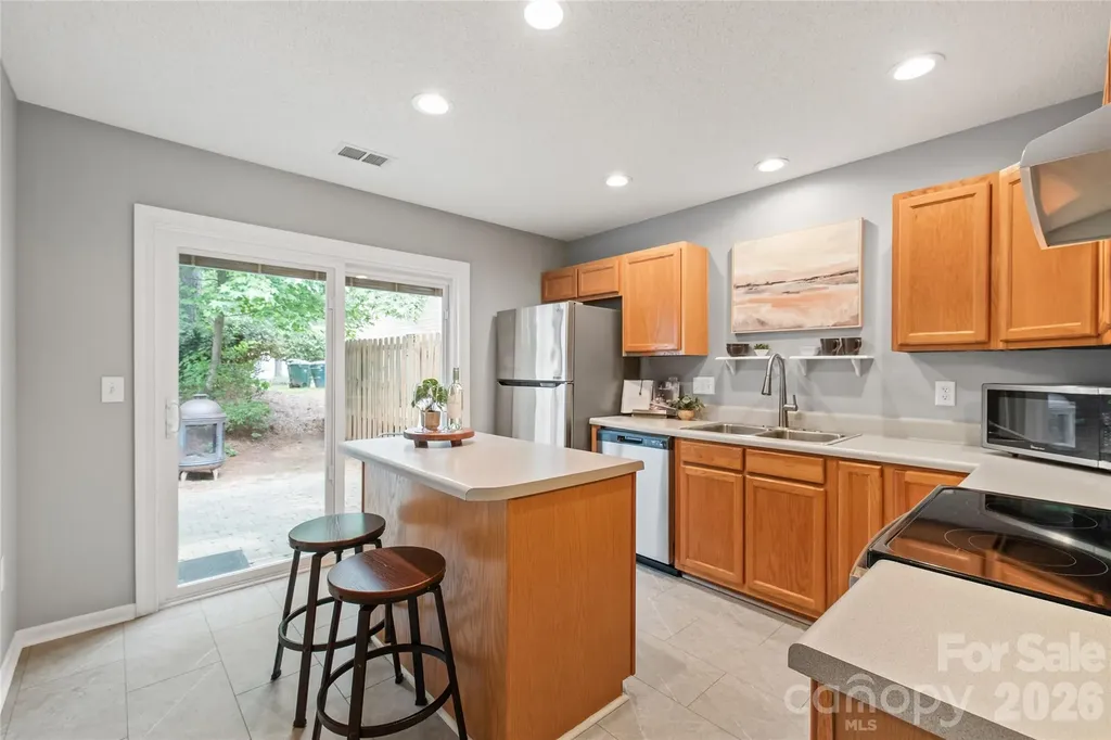 15411 Asterwind Court Charlotte NC 28277