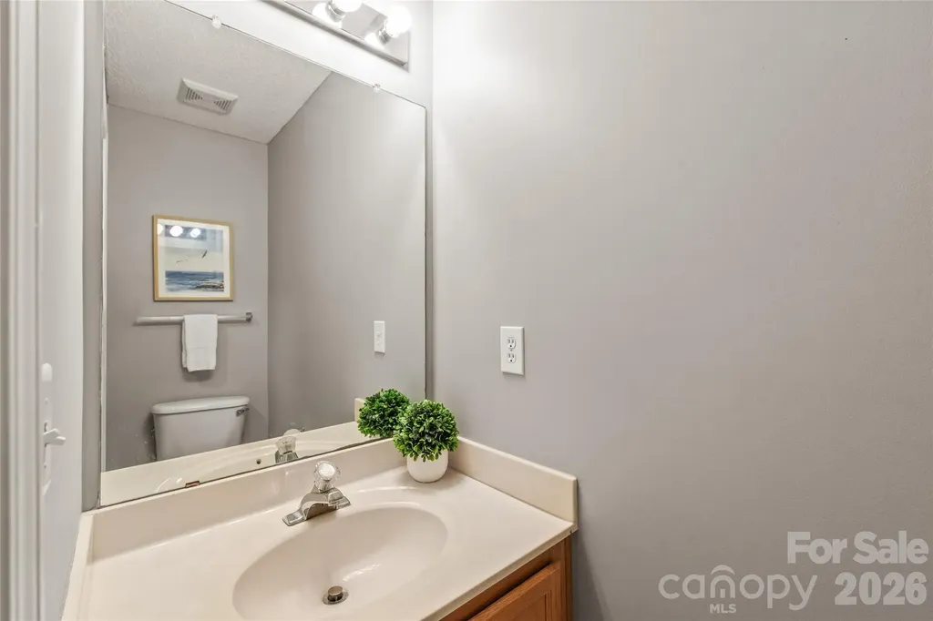 15411 Asterwind Court Charlotte NC 28277