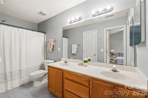 15411 Asterwind Court Charlotte NC 28277