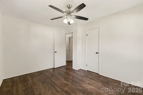 28 Maiden Lane York SC 29745