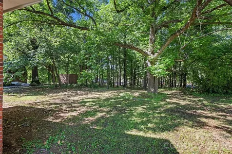 28 Maiden Lane York SC 29745