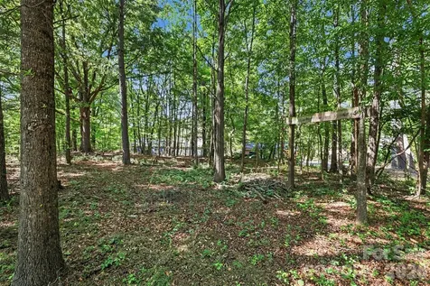 28 Maiden Lane York SC 29745