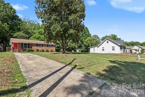 28 Maiden Lane York SC 29745