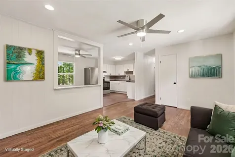 28 Maiden Lane York SC 29745