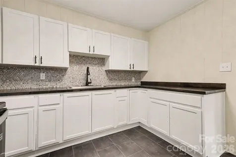 28 Maiden Lane York SC 29745