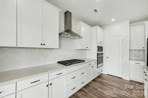 642 Amberjack Place York SC 29745
