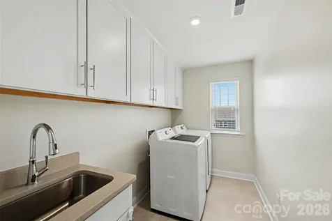 642 Amberjack Place York SC 29745