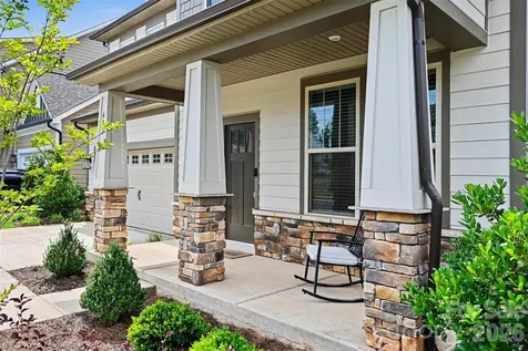 642 Amberjack Place York SC 29745