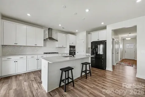 642 Amberjack Place York SC 29745