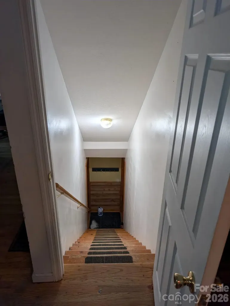 197 Dogwood Drive Hayesville NC 28904