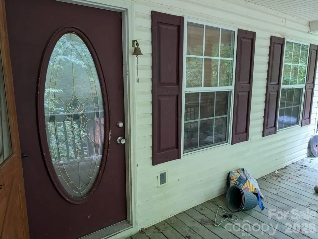 197 Dogwood Drive Hayesville NC 28904