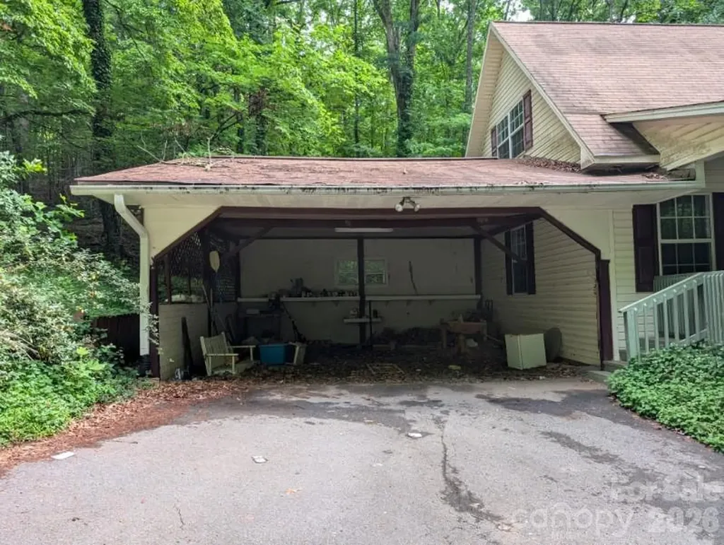 197 Dogwood Drive Hayesville NC 28904