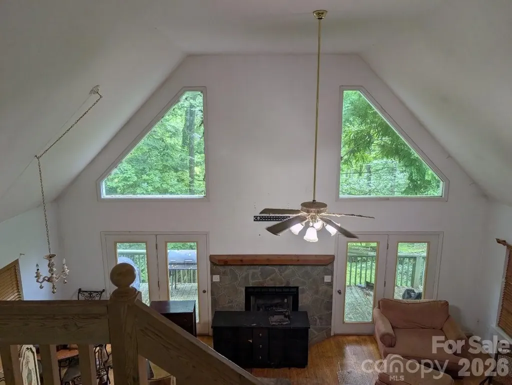 197 Dogwood Drive Hayesville NC 28904