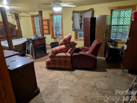 197 Dogwood Drive Hayesville NC 28904