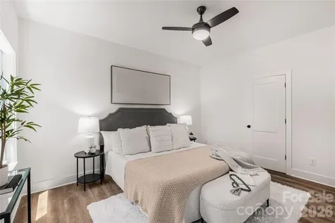 209 East Dixon Street Lincolnton NC 28092