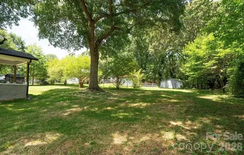 209 East Dixon Street Lincolnton NC 28092