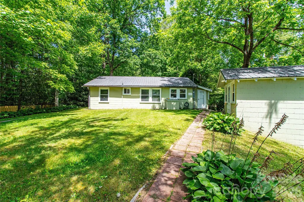 2603 Kim Miller Road Lake Toxaway NC 28747