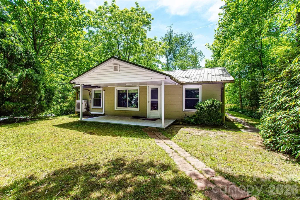 2603 Kim Miller Road Lake Toxaway NC 28747