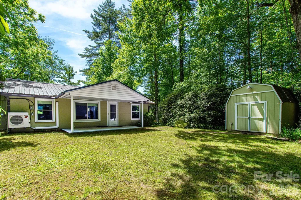 2603 Kim Miller Road Lake Toxaway NC 28747