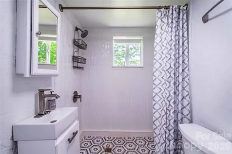 2603 Kim Miller Road Lake Toxaway NC 28747