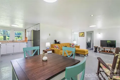 2603 Kim Miller Road Lake Toxaway NC 28747