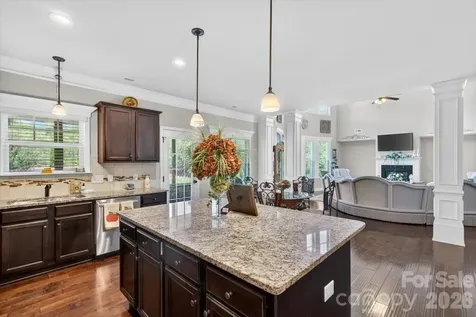 10515 Sweethaven Lane Harrisburg NC 28075